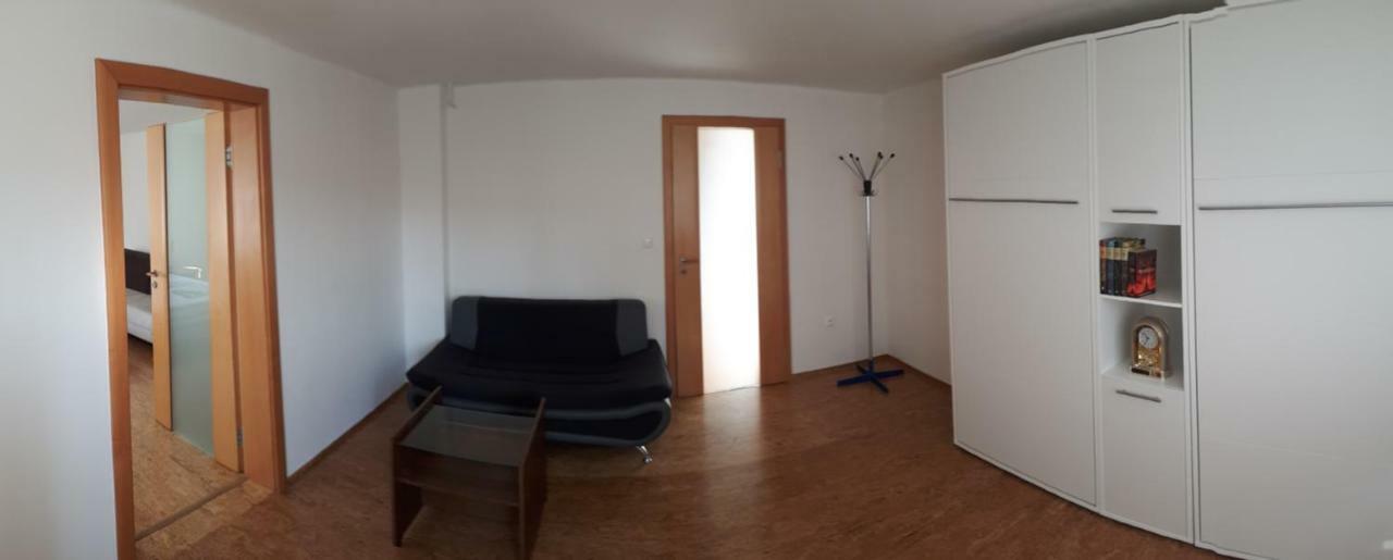 Brezno - 2 Izbovy Apartman Екстер'єр фото